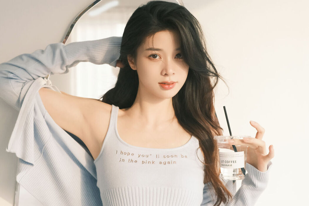 YiTuYu艺图语 Vol.6710 Ban Ban Jiang