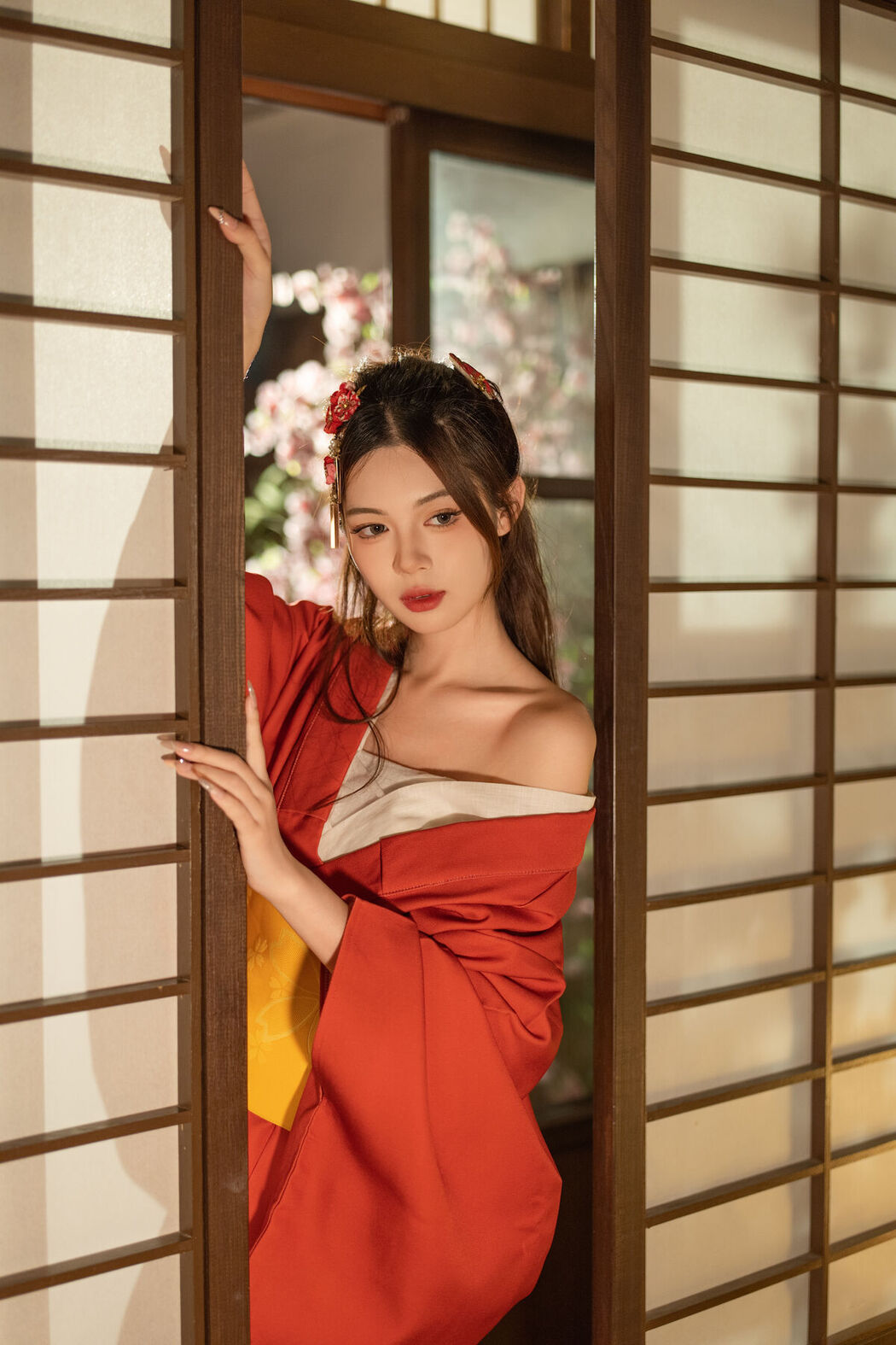 YiTuYu艺图语 Vol.6709 Shuang Er