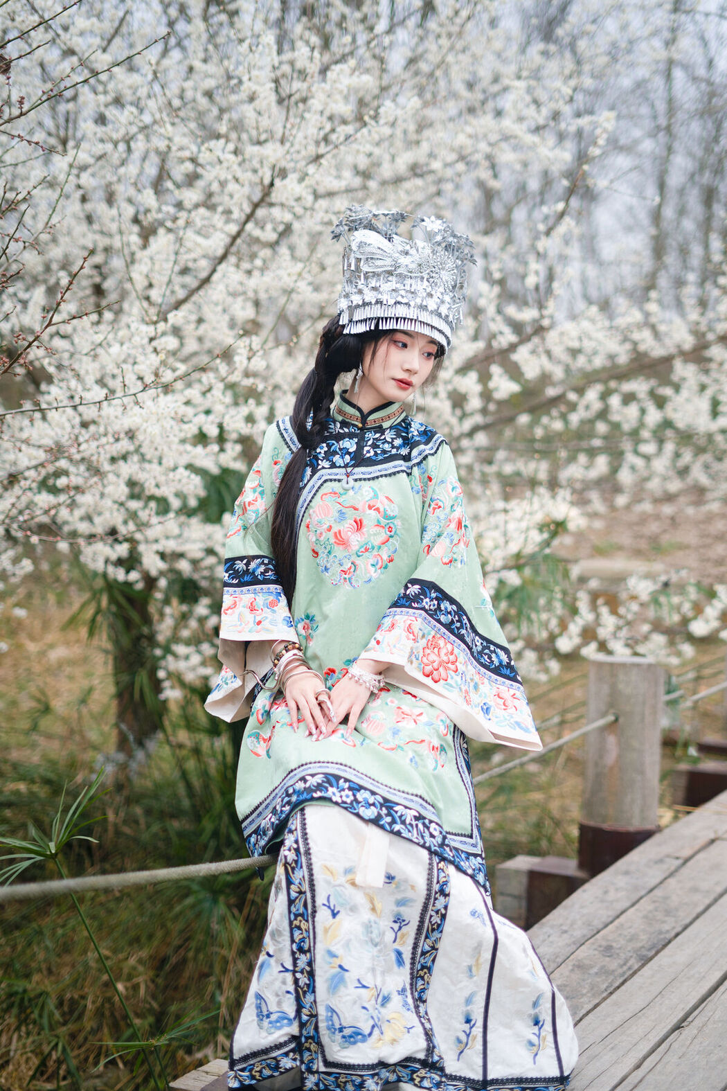 YiTuYu艺图语 Vol.6686 Yan Zi Shi Dong Dong Ya