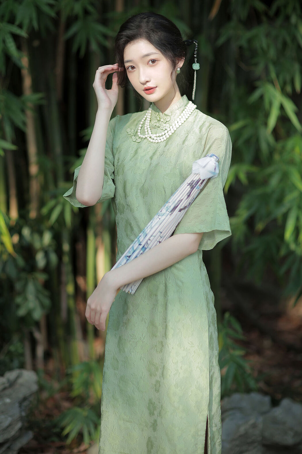 YiTuYu艺图语 Vol.6667 Dai Dai Qi Fei La Cover Photo
