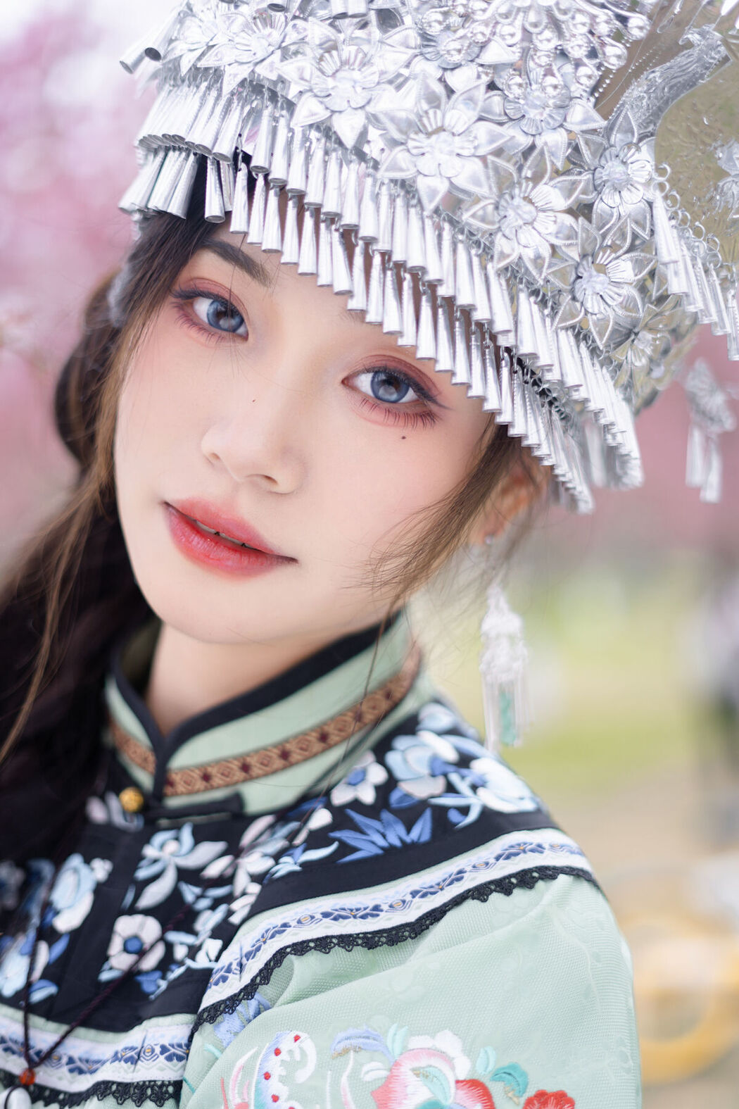 YiTuYu艺图语 Vol.6686 Yan Zi Shi Dong Dong Ya