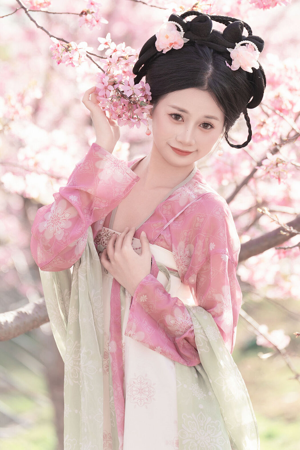 YiTuYu艺图语 Vol.6680 Cheng Zi Shu Cover Photo