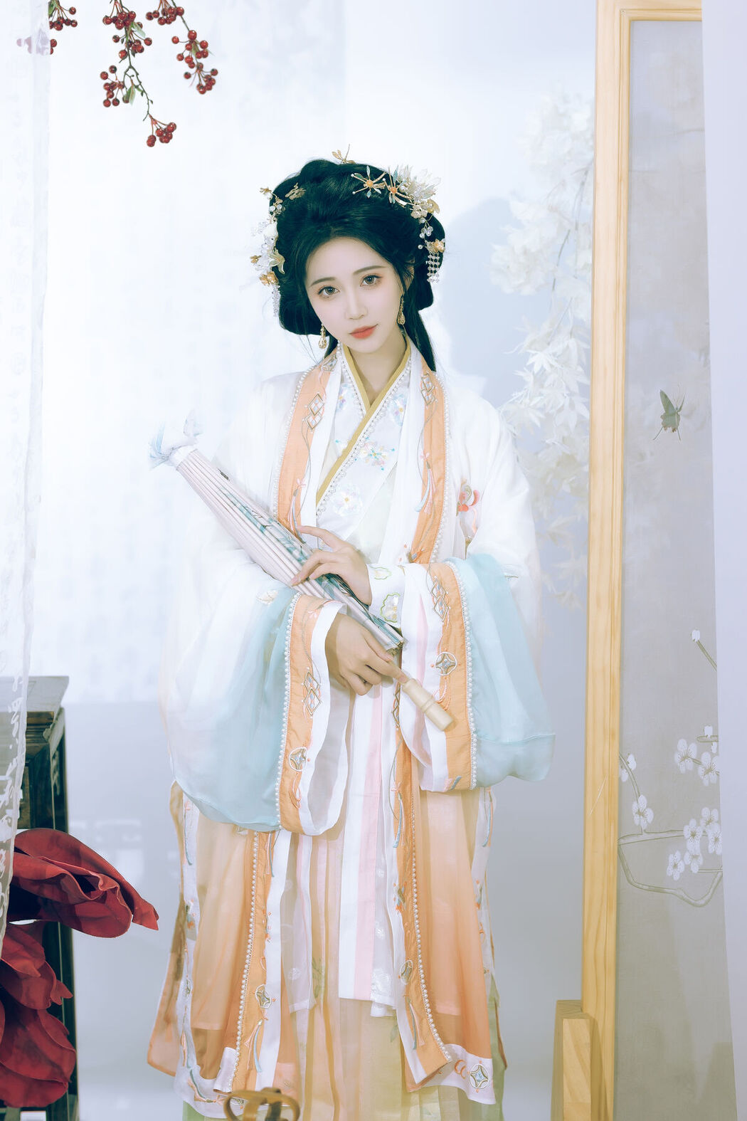 YiTuYu艺图语 Vol.6689 Qi Luo Sheng De Xiao Su Su