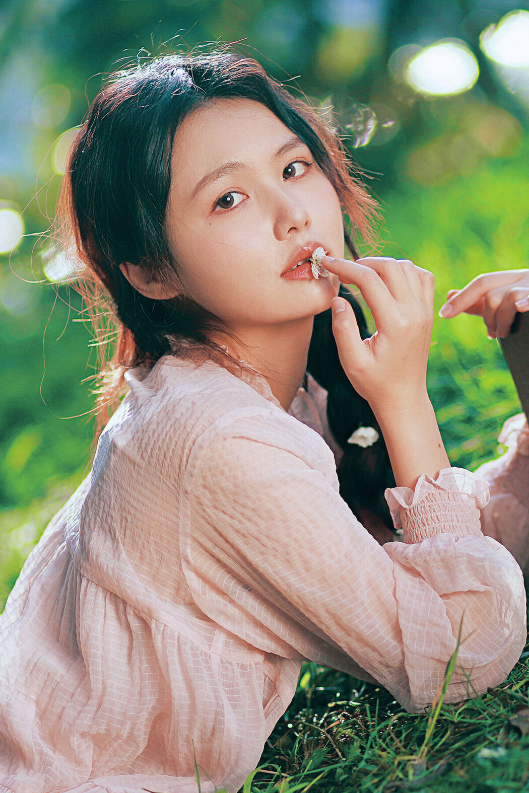 YiTuYu艺图语 Vol.6672 Zora Cover Photo