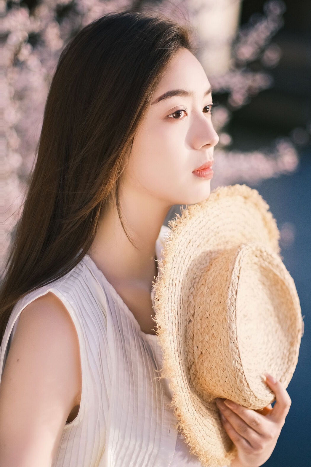 YiTuYu艺图语 Vol.6706 Anieituj Cover Photo