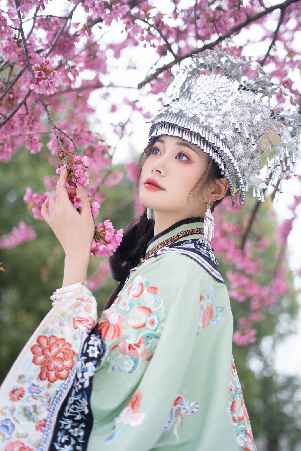 YiTuYu艺图语 Vol.6686 Yan Zi Shi Dong Dong Ya