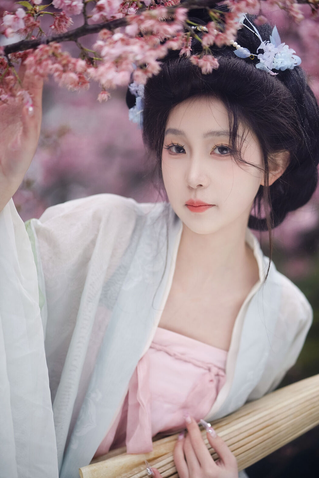 YiTuYu艺图语 Vol.6715 Shu Qian Yi