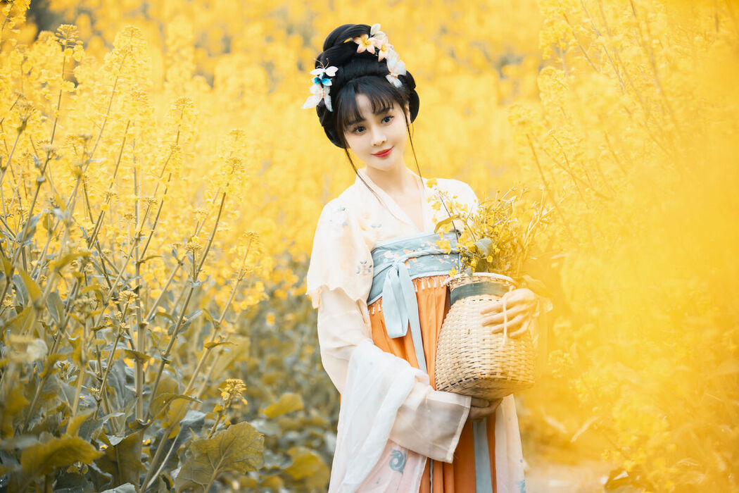 YiTuYu艺图语 Vol.6666 Miao Su Su