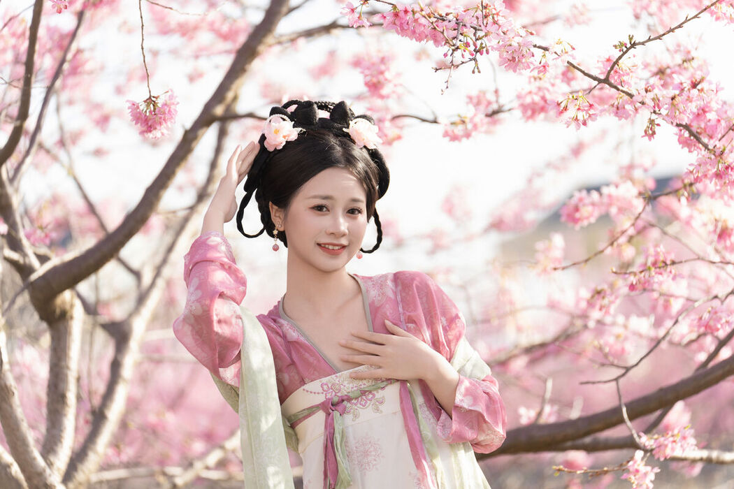 YiTuYu艺图语 Vol.6680 Cheng Zi Shu