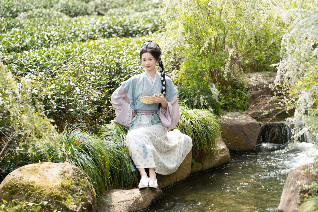 YiTuYu艺图语 Vol.6714 Cheng Zi Shu