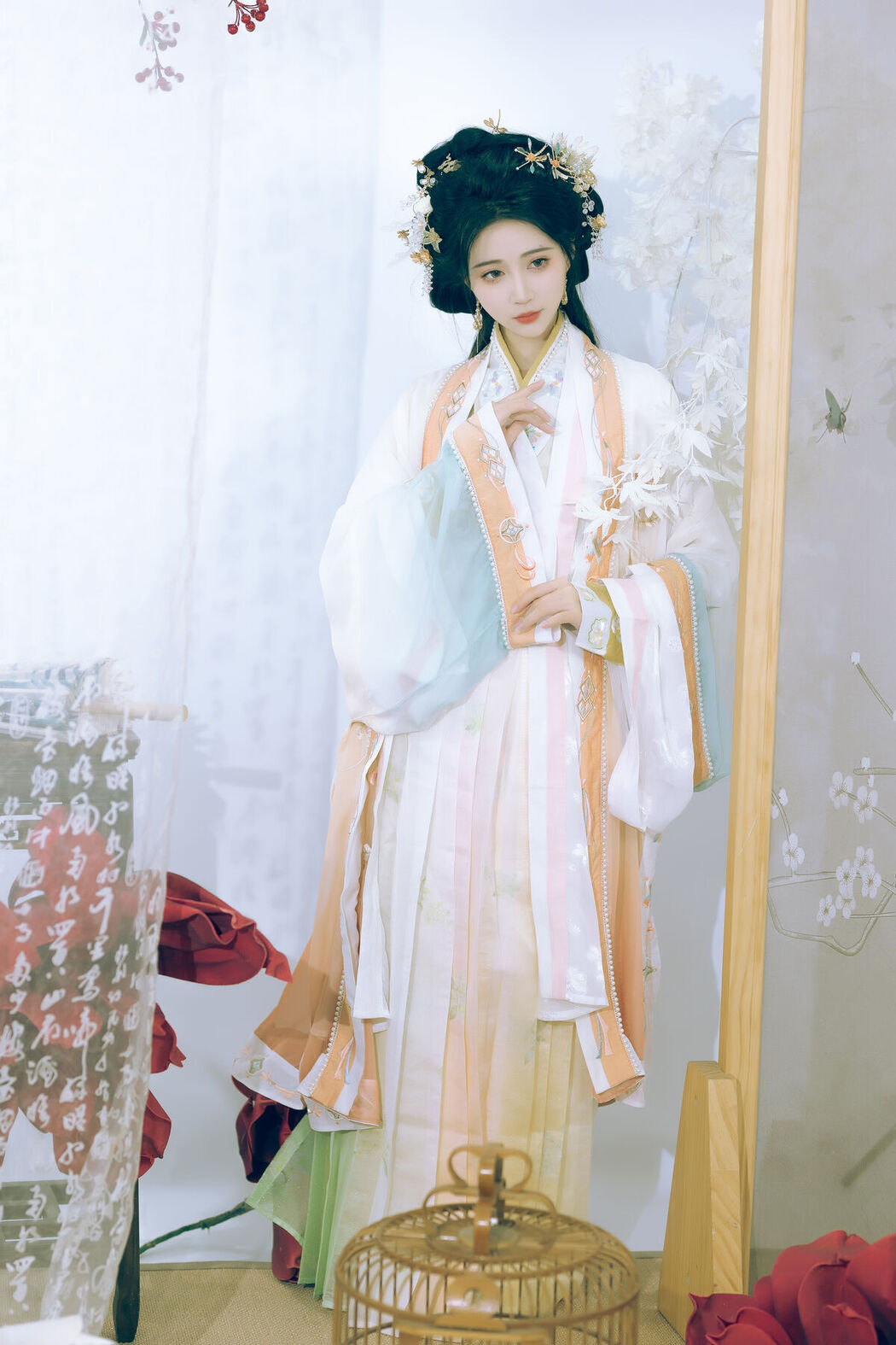 YiTuYu艺图语 Vol.6689 Qi Luo Sheng De Xiao Su Su