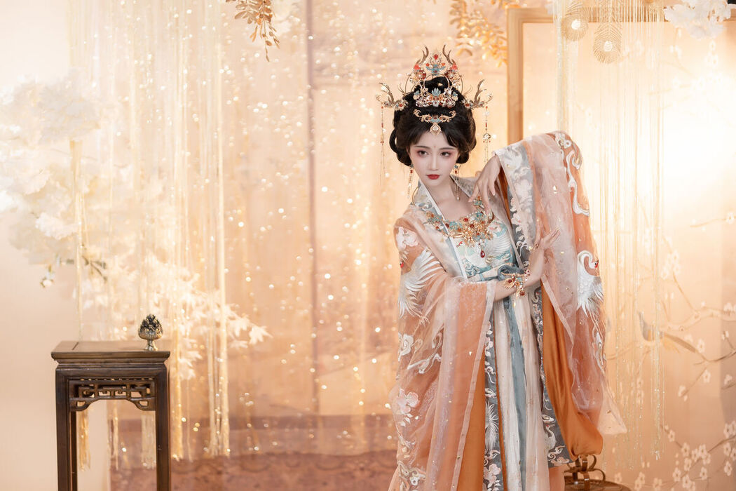YiTuYu艺图语 Vol.6756 Qi Luo Sheng De Xiao Su Su