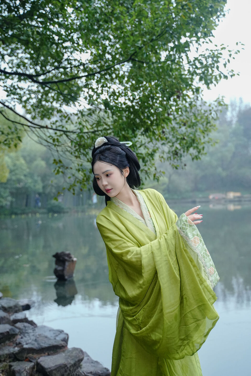 YiTuYu艺图语 Vol.6727 Shi Yue Bai Ya