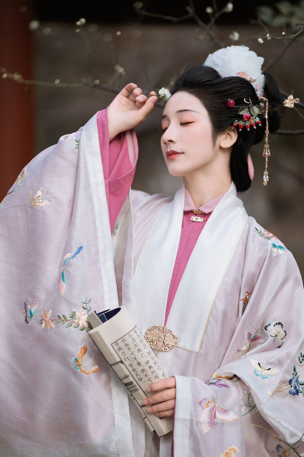 YiTuYu艺图语 Vol.6730 Zhi Yu Qian Deng