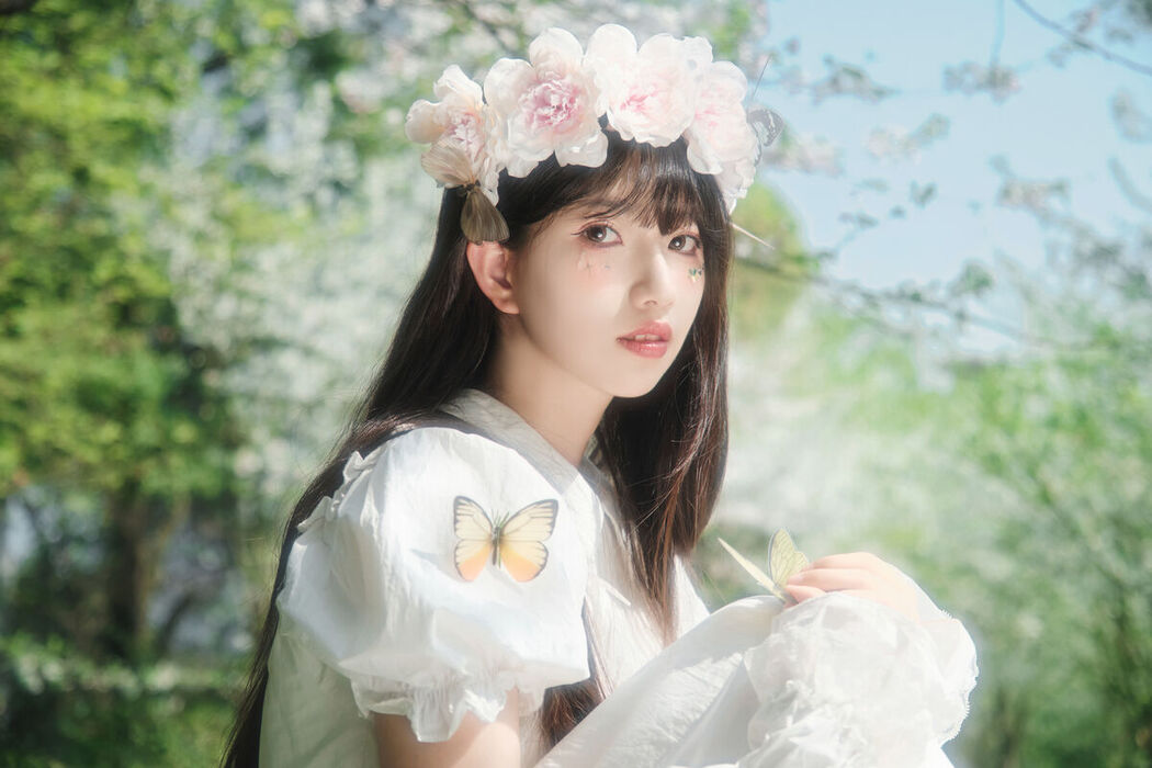 YiTuYu艺图语 Vol.6766 Shi Yi