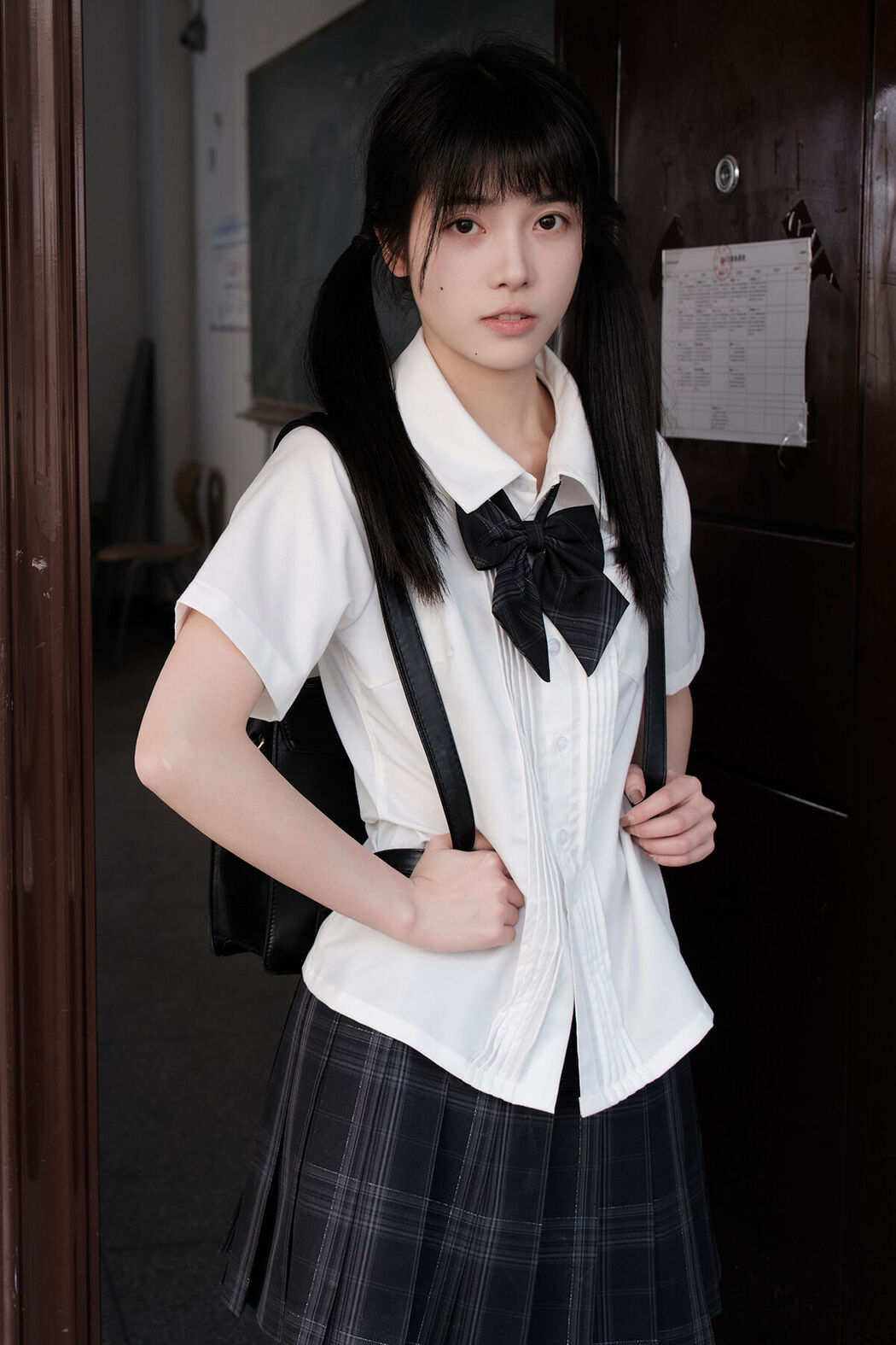 YiTuYu艺图语 Vol.6724 Xiao Song Ma Nai Cover Photo