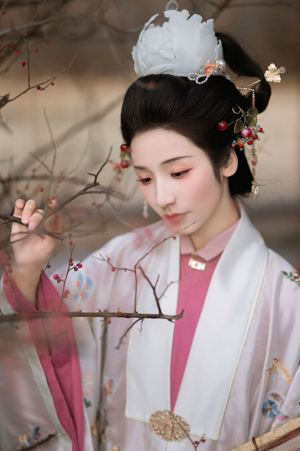 YiTuYu艺图语 Vol.6730 Zhi Yu Qian Deng