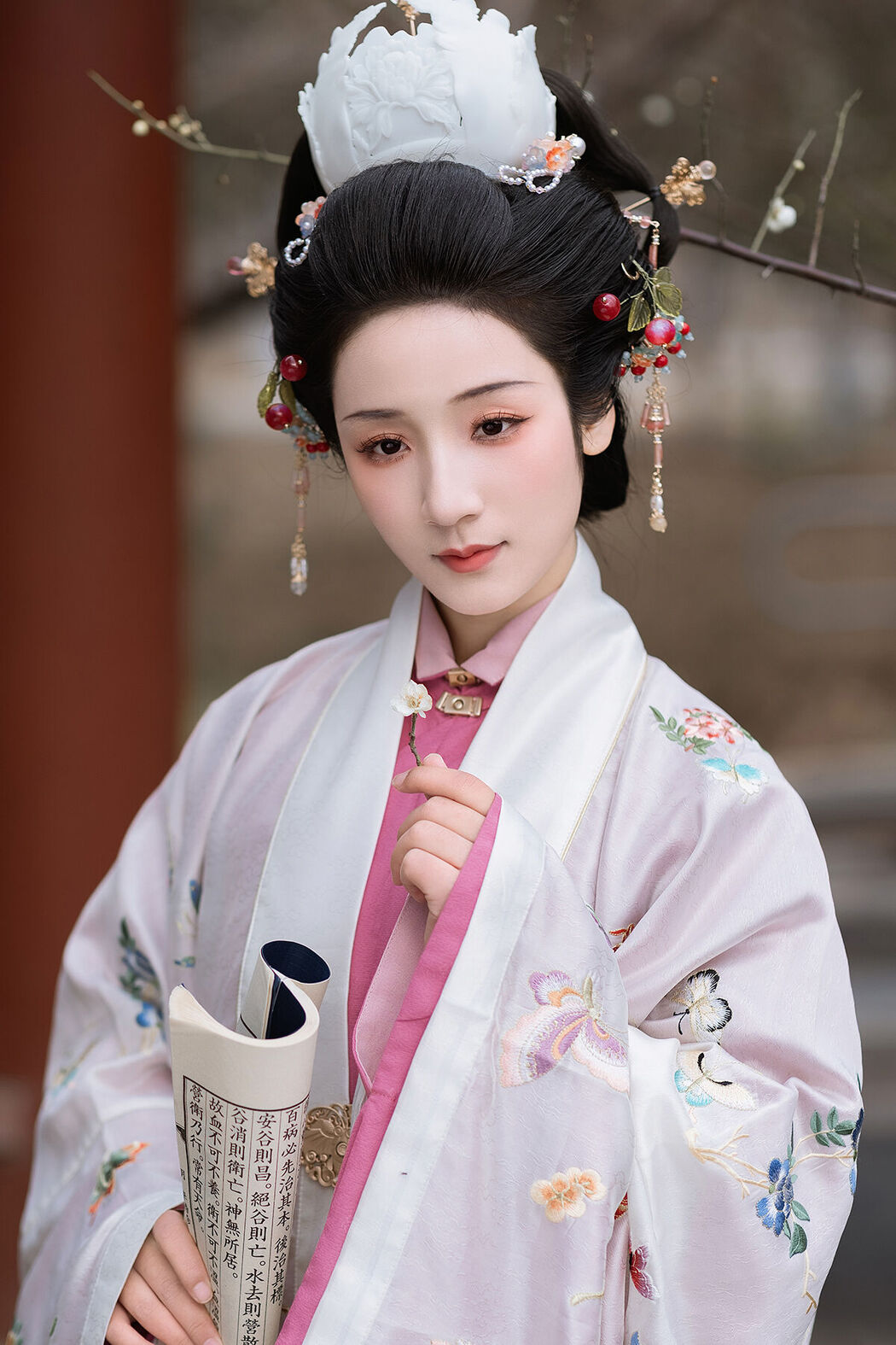 YiTuYu艺图语 Vol.6730 Zhi Yu Qian Deng Cover Photo