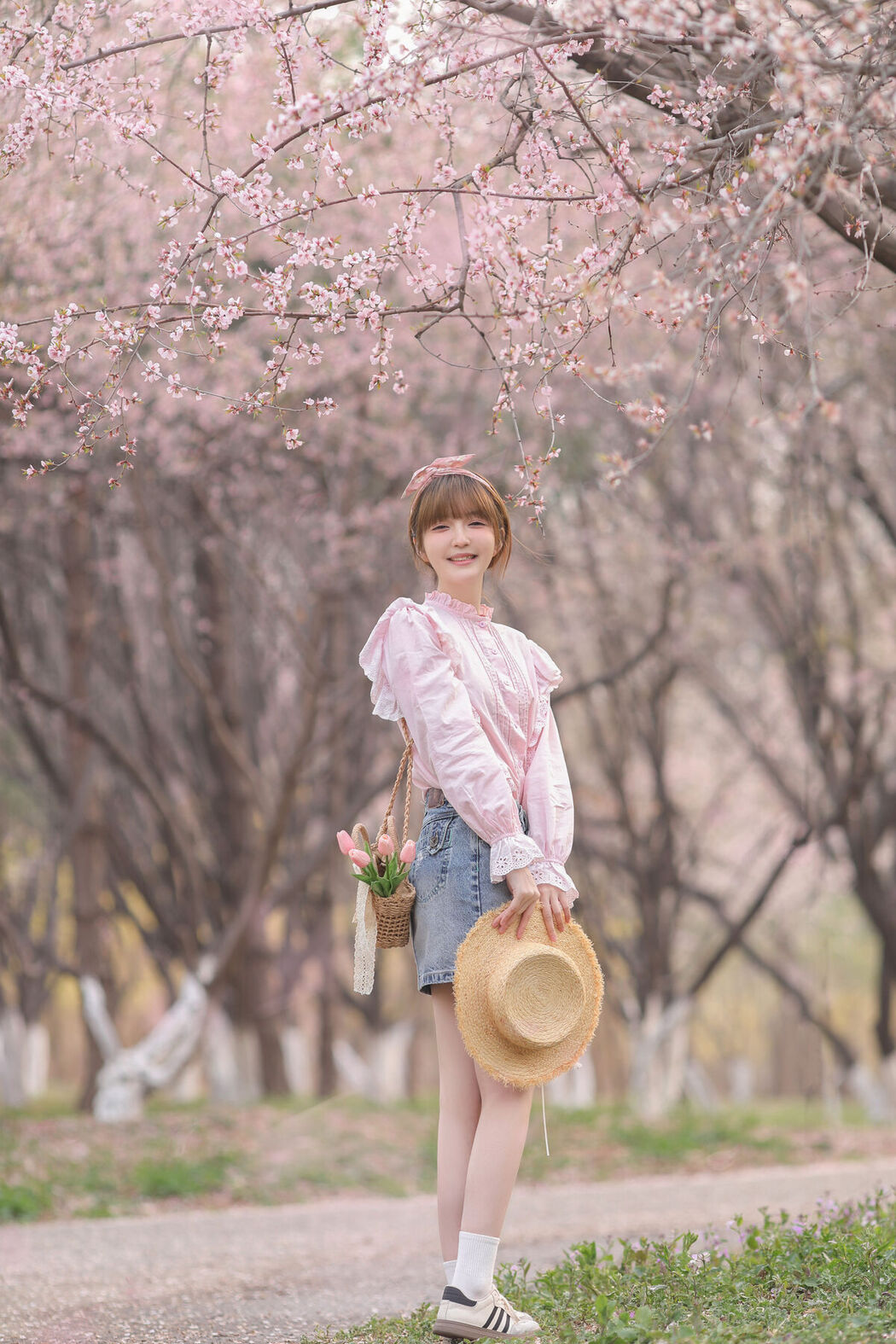 YiTuYu艺图语 Vol.6757 Jin Di Vivian