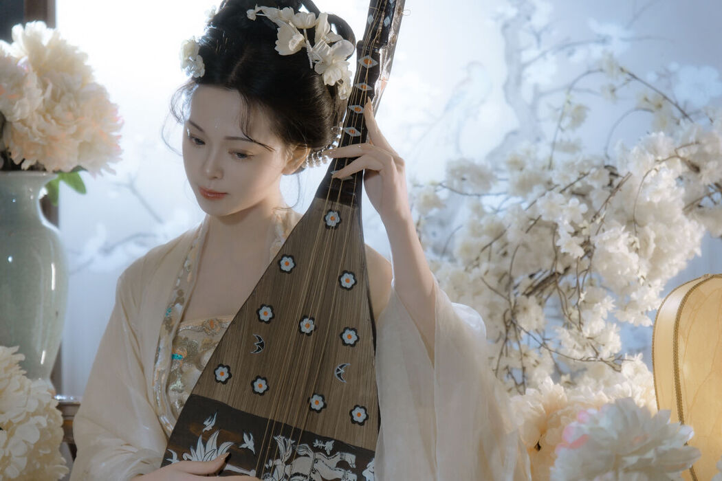 YiTuYu艺图语 Vol.6744 Hua Yu Ta