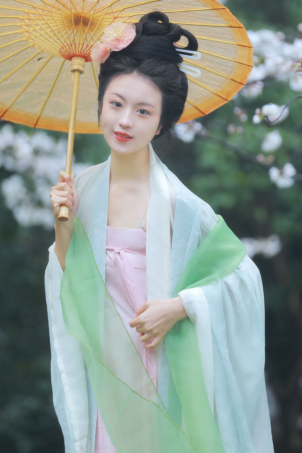 YiTuYu艺图语 Vol.6735 Mu Mu Cover Photo