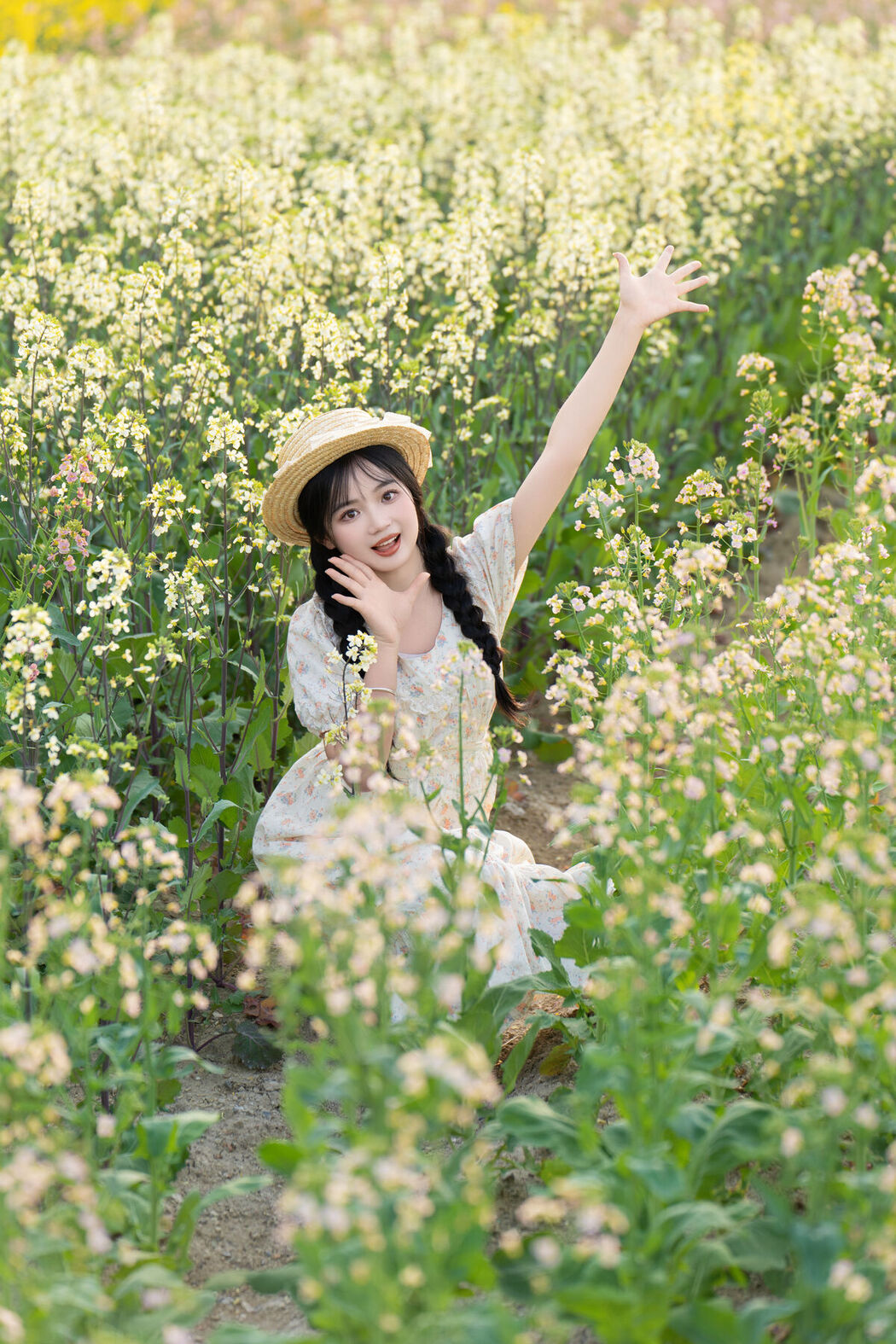 YiTuYu艺图语 Vol.6726 Xiao Ou O