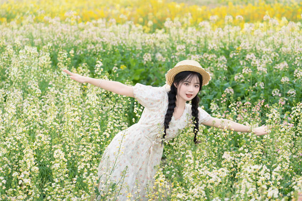 YiTuYu艺图语 Vol.6726 Xiao Ou O