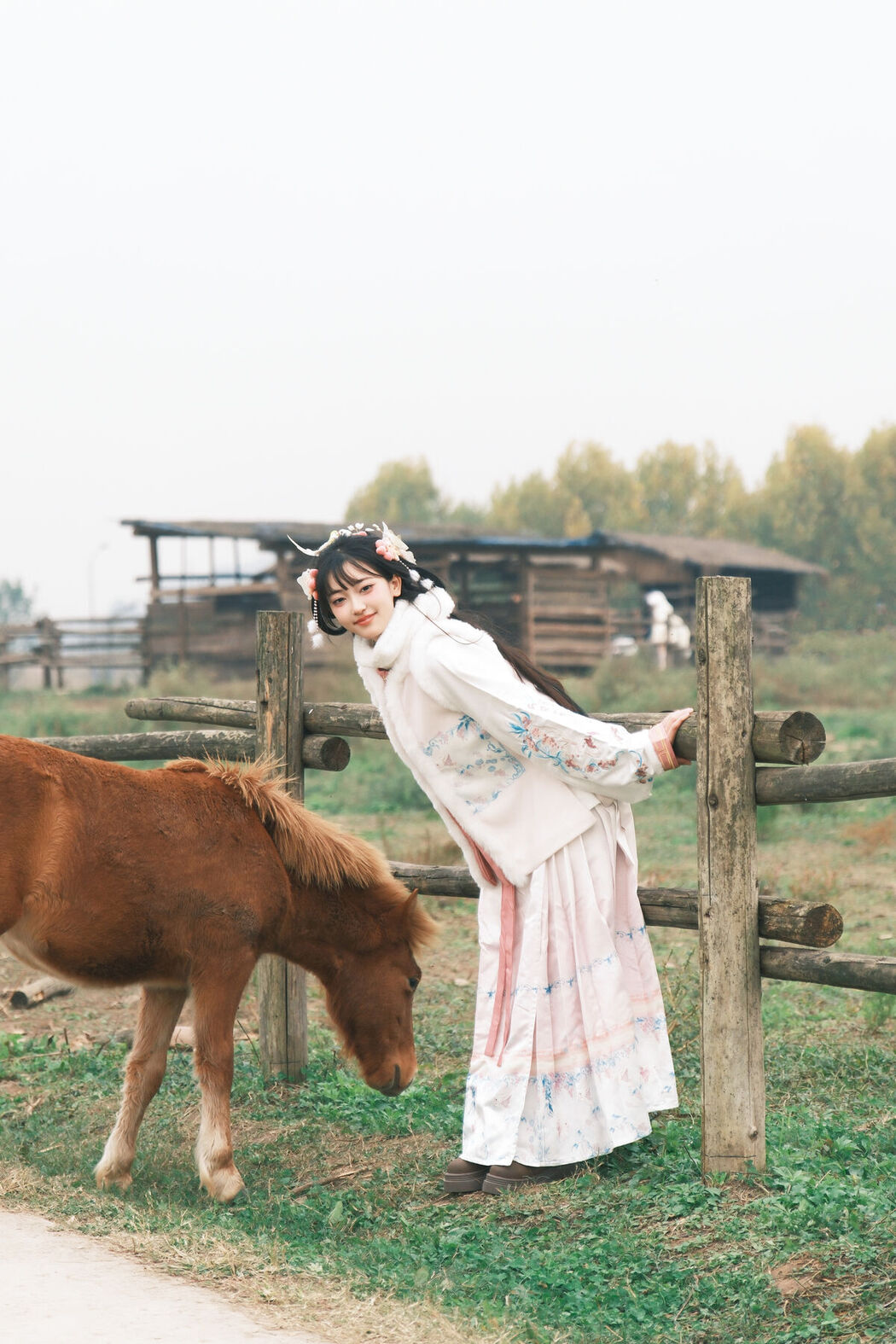 YiTuYu艺图语 Vol.6758 Er Liang Feng Yue
