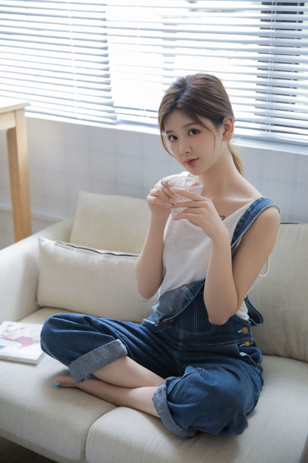 YiTuYu艺图语 Vol.6918 Shang Tou Wa Wa