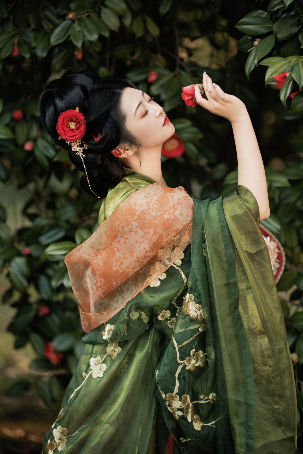 YiTuYu艺图语 Vol.6788 Bi Qi Bao Zui Piao Liang De Nu Ren