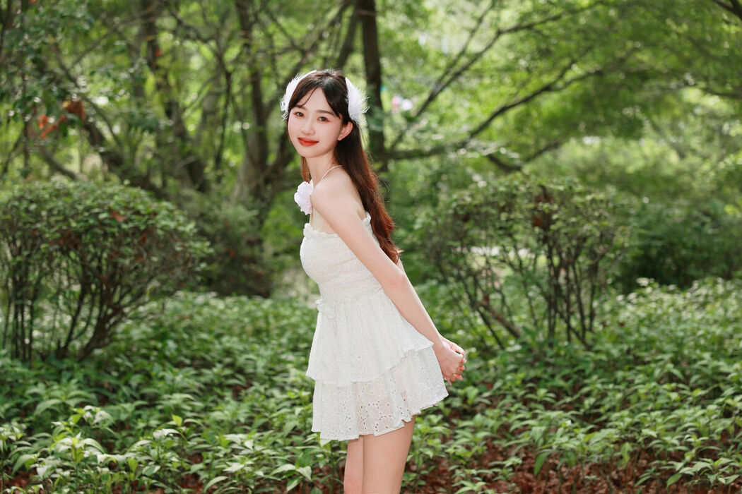 YiTuYu艺图语 Vol.6917 Jiu Jiu