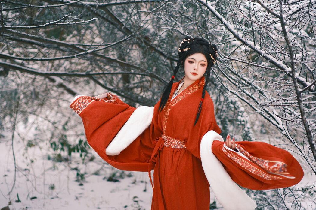 YiTuYu艺图语 Vol.6795 Kailin Jiang