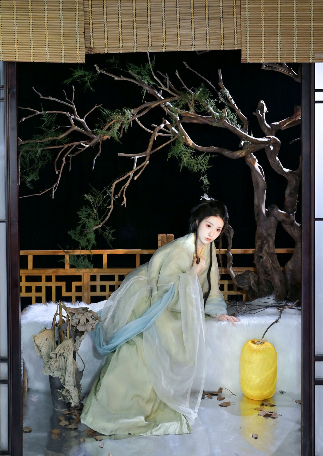 YiTuYu艺图语 Vol.6834 Ni De San San