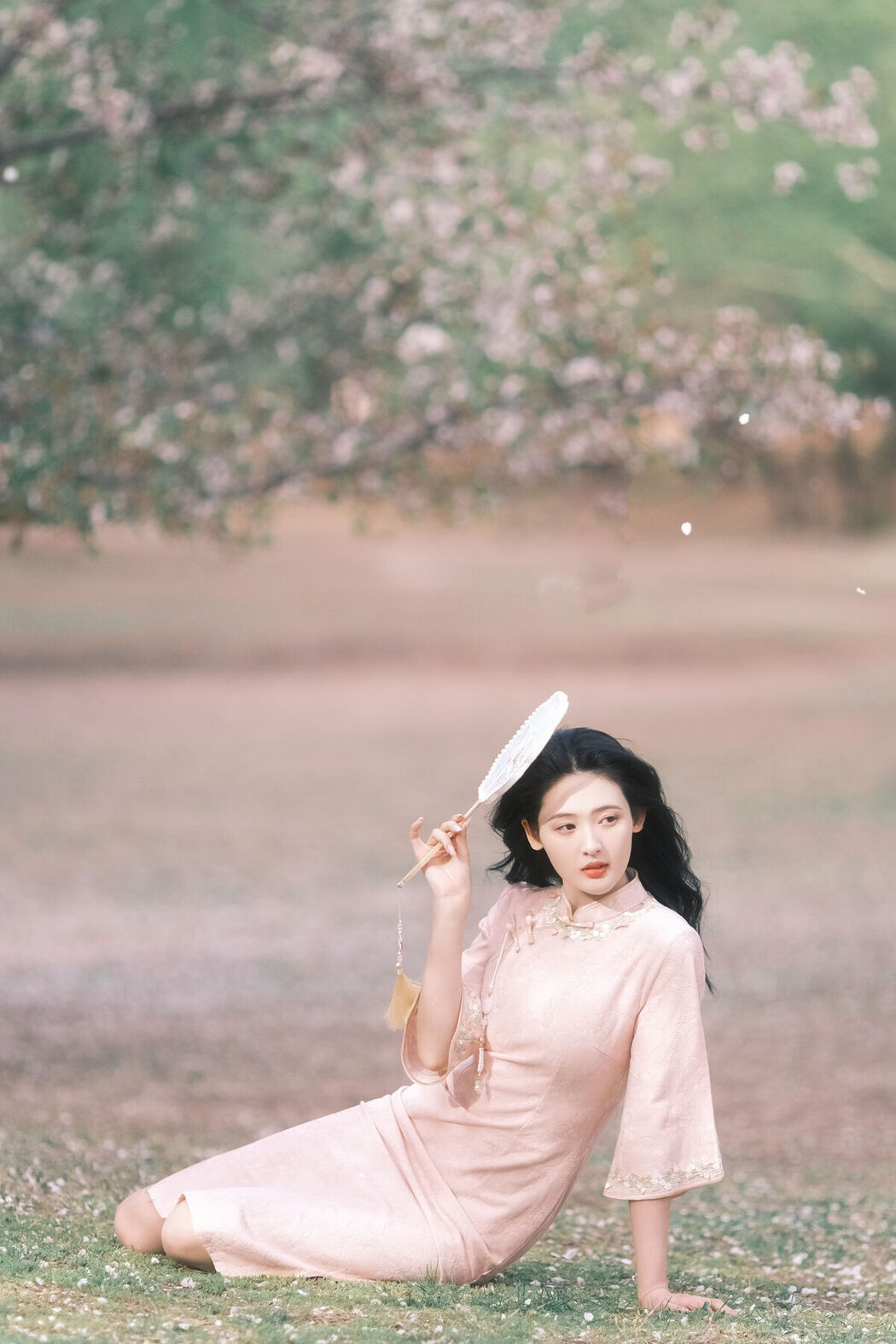 YiTuYu艺图语 Vol.6872 Wan Dou Que Ban Shao Nu