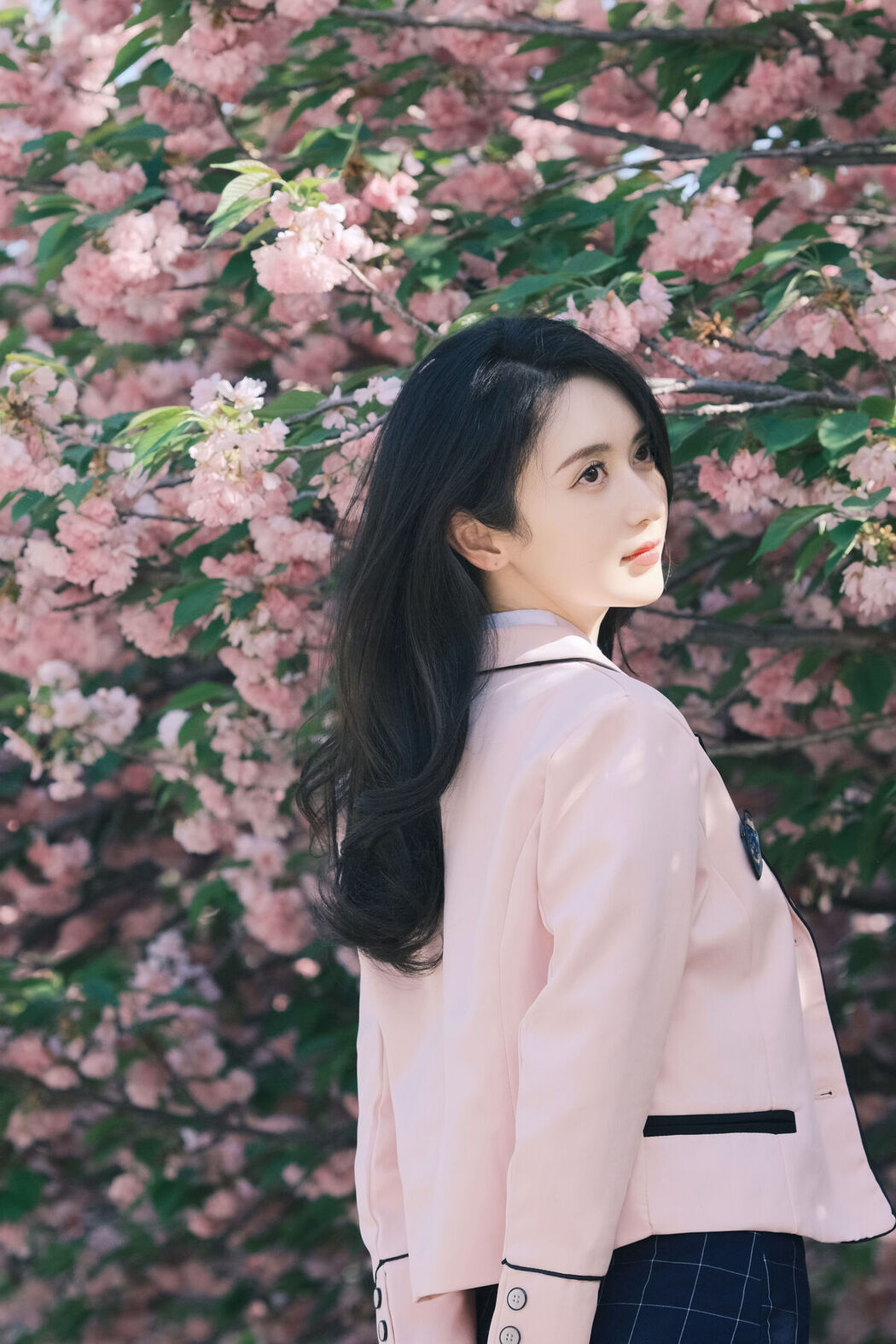 YiTuYu艺图语 Vol.6915 Zi Jun