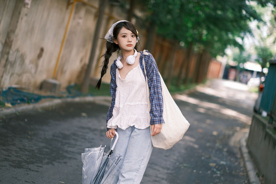 YiTuYu艺图语 Vol.6873 Bu Dong Song Shu