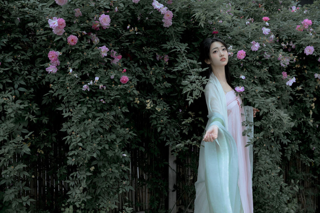 YiTuYu艺图语 Vol.6893 Leng Ku Wang Ye