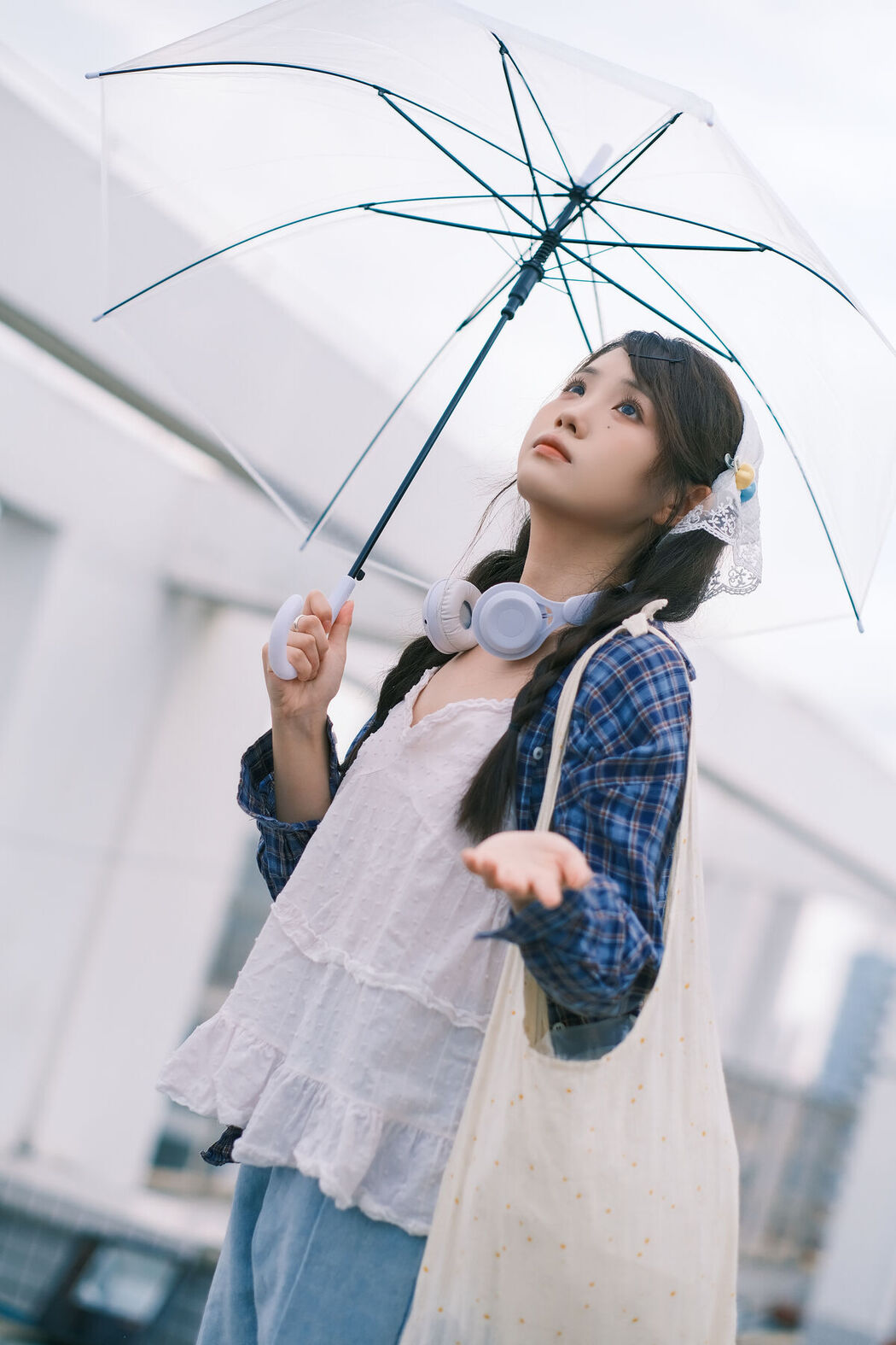 YiTuYu艺图语 Vol.6873 Bu Dong Song Shu