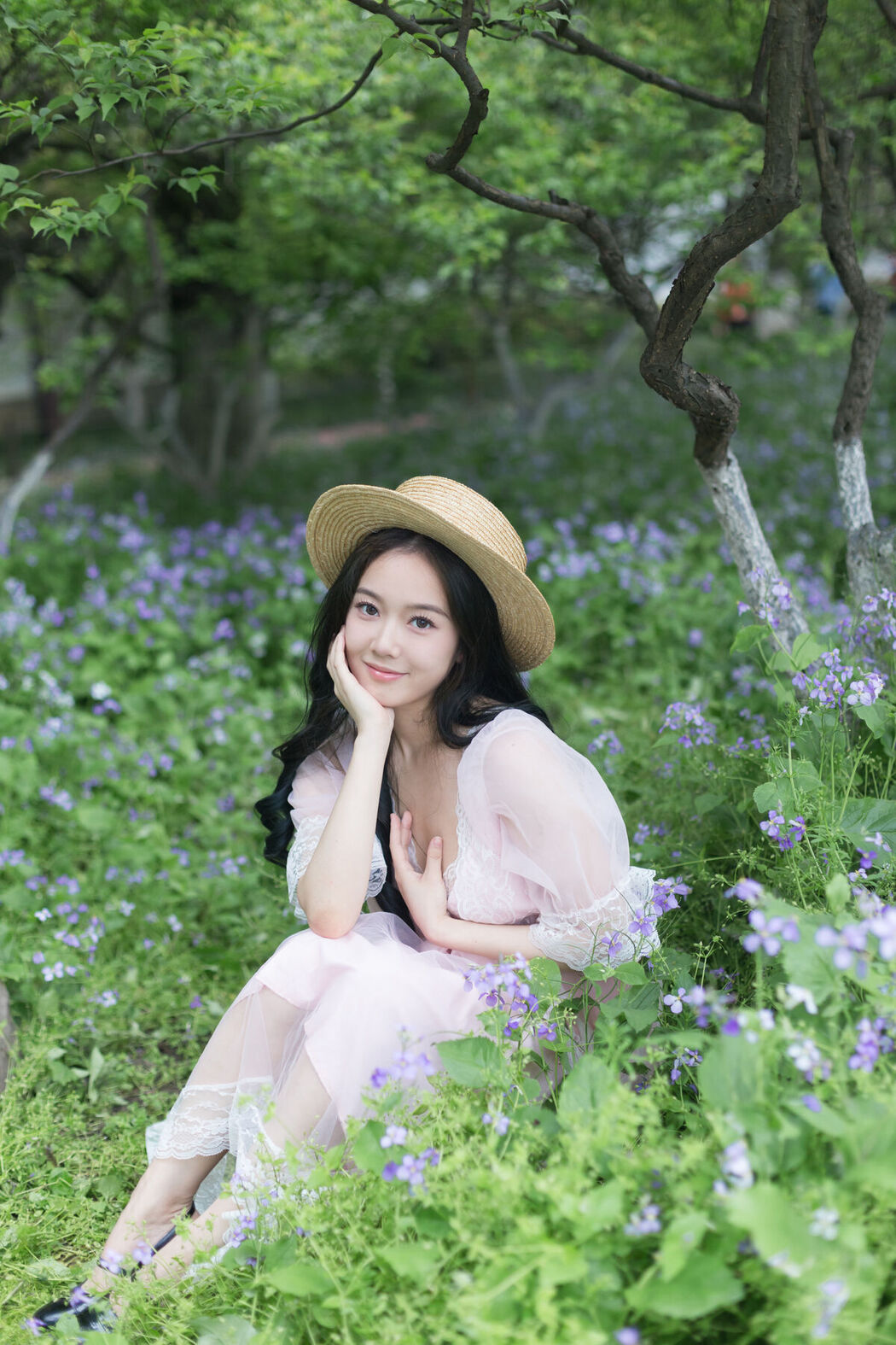 YiTuYu艺图语 Vol.6869 Ge Man Ni Nini