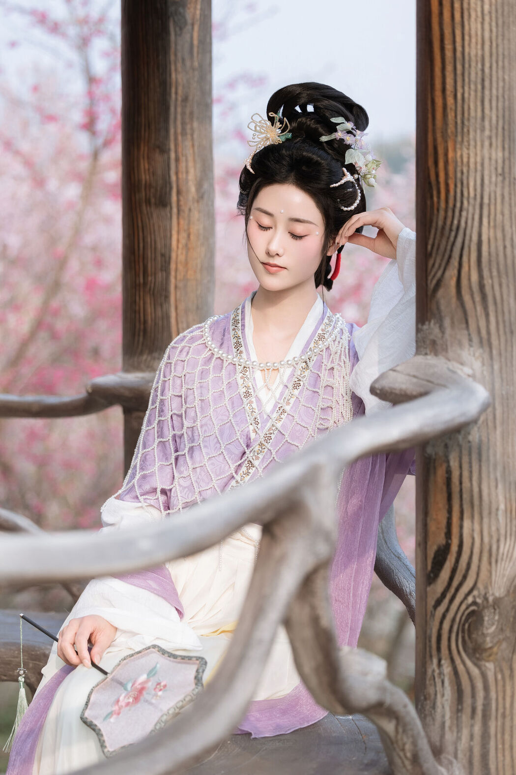 YiTuYu艺图语 Vol.6800 Ren Jian Yue-su Chen