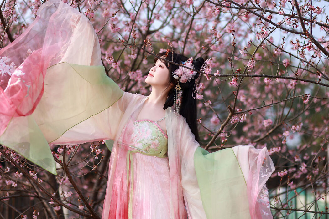 YiTuYu艺图语 Vol.6787 Cao Mei Xi Mi Lu