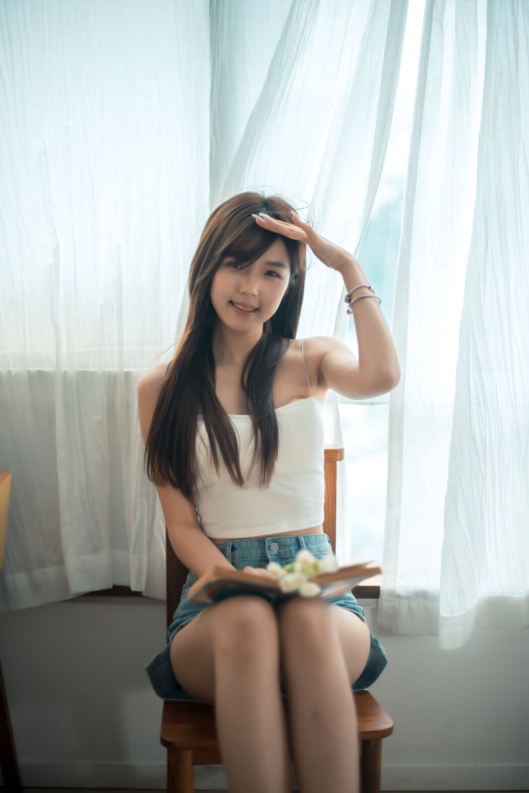 YiTuYu艺图语 Vol.6837 Che Li Zi