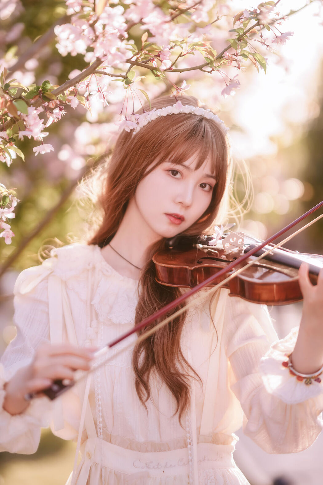 YiTuYu艺图语 Vol.6846 Liu Liu