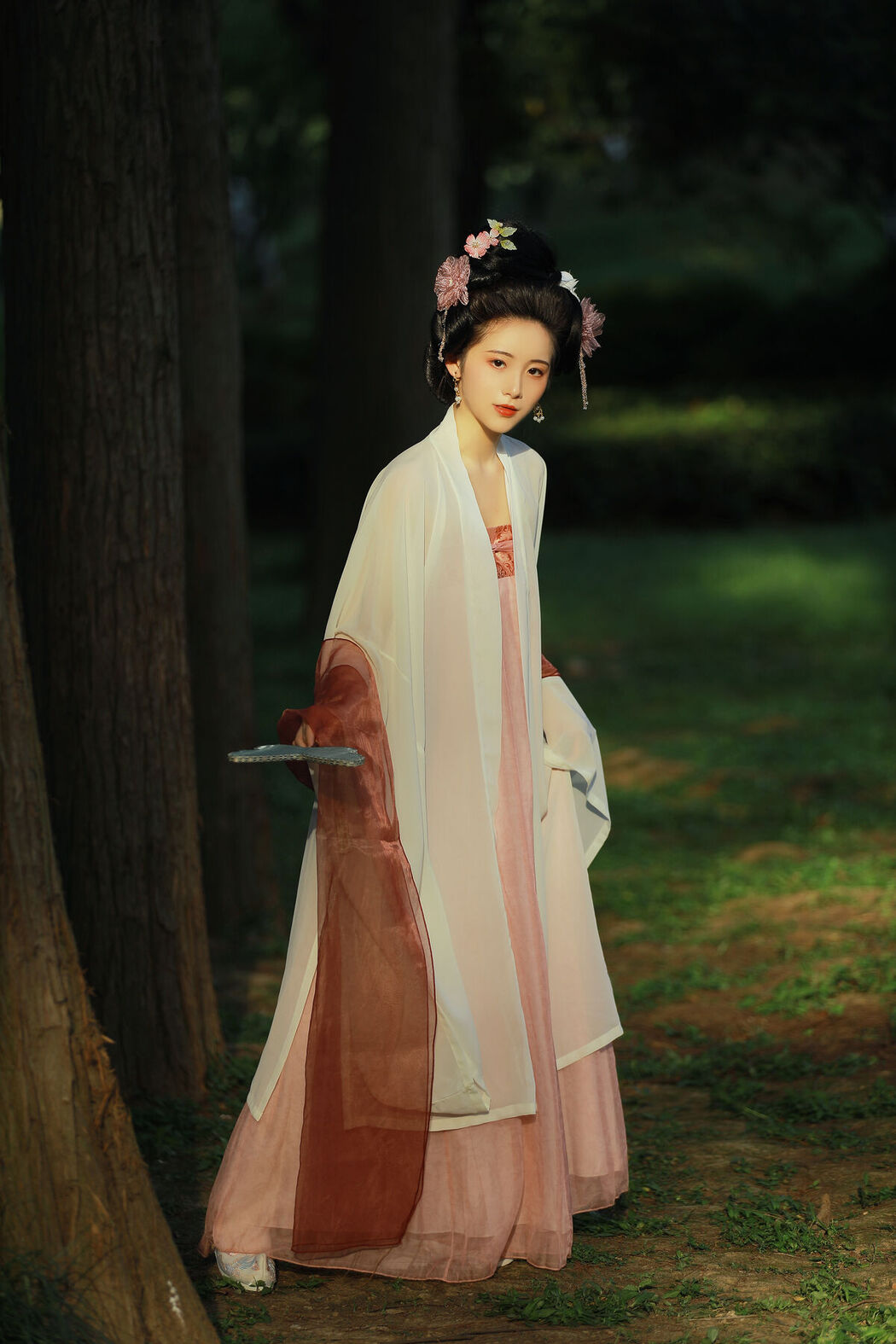YiTuYu艺图语 Vol.6853 Ruan Yu