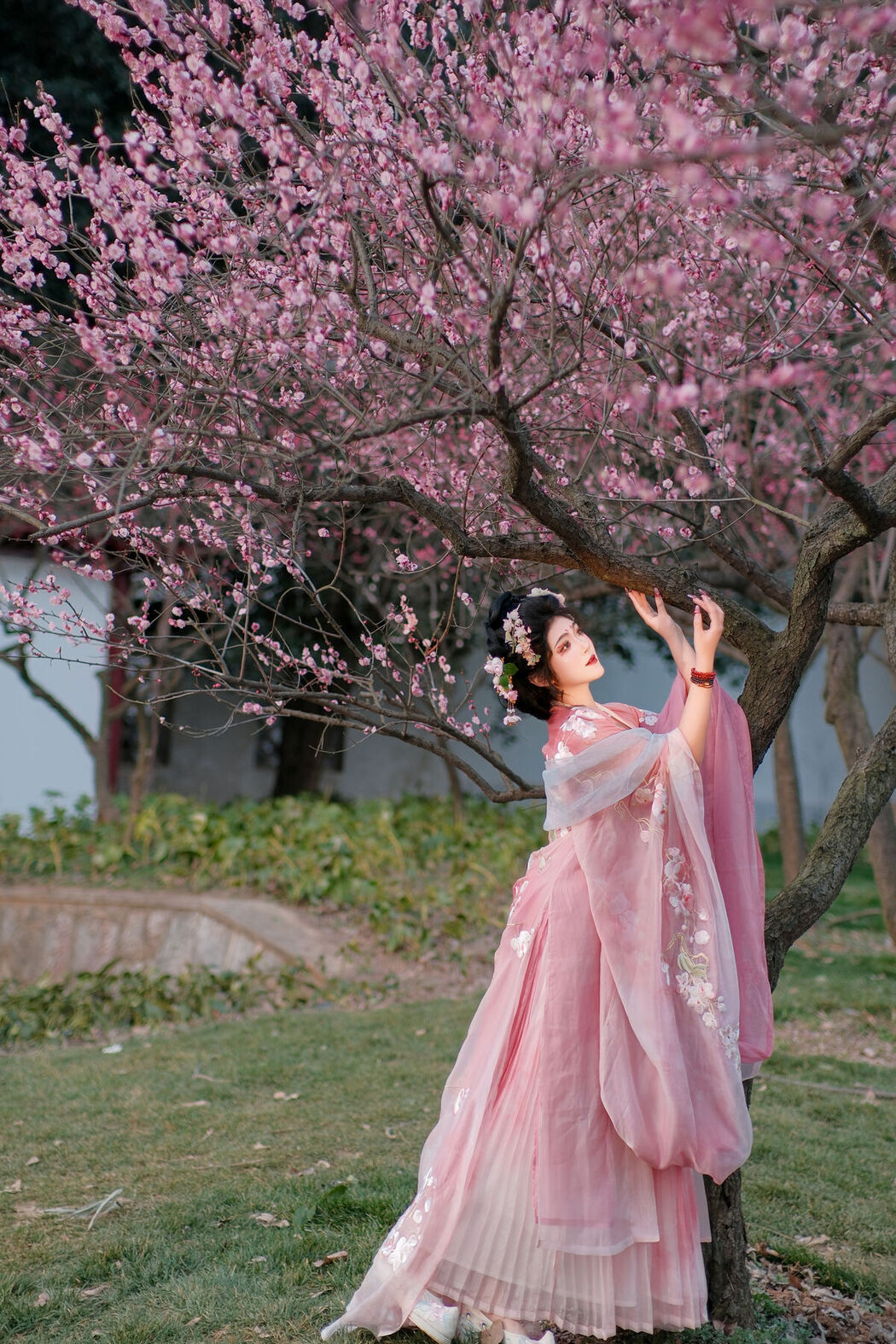 YiTuYu艺图语 Vol.6819 Kailin Jiang