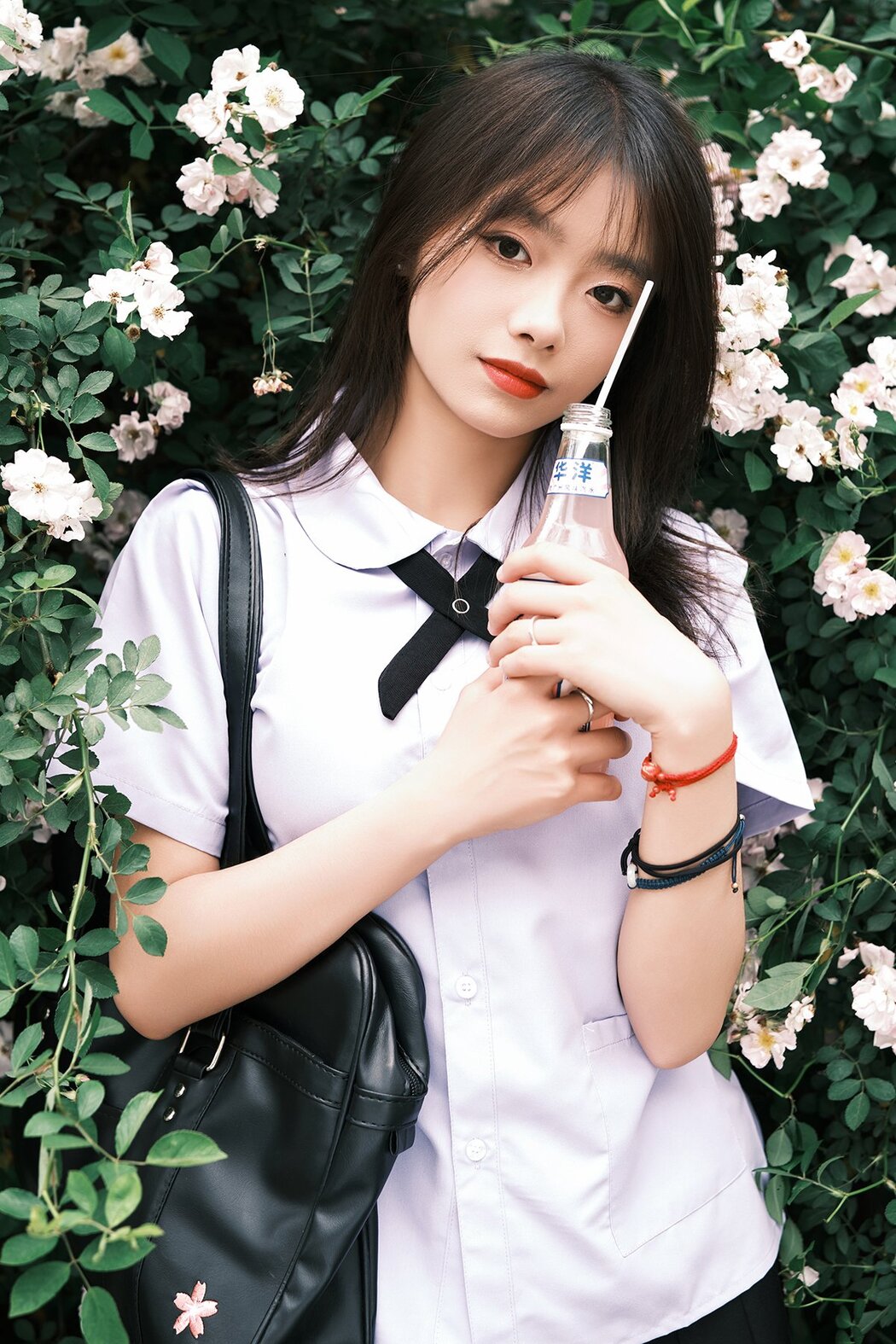 YiTuYu艺图语 Vol.6902 Ye Ye Ye Ye Ye Cover Photo