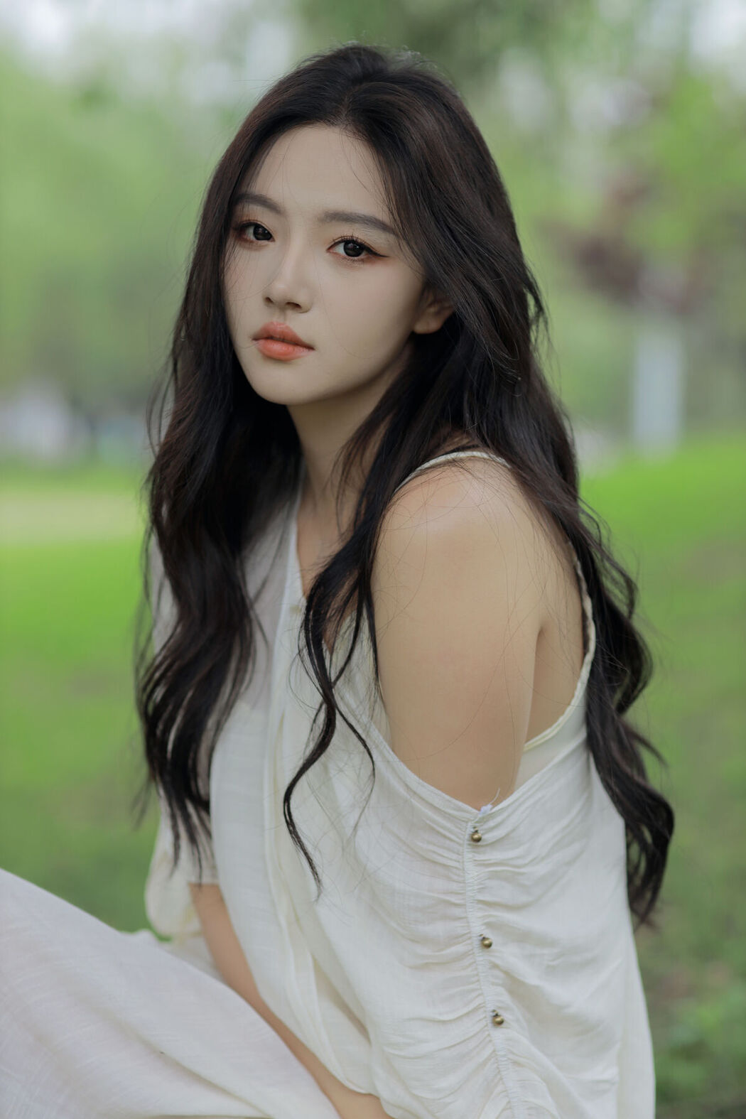 YiTuYu艺图语 Vol.6901 Elaine