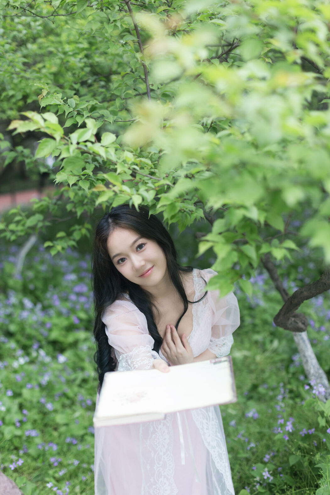 YiTuYu艺图语 Vol.6869 Ge Man Ni Nini