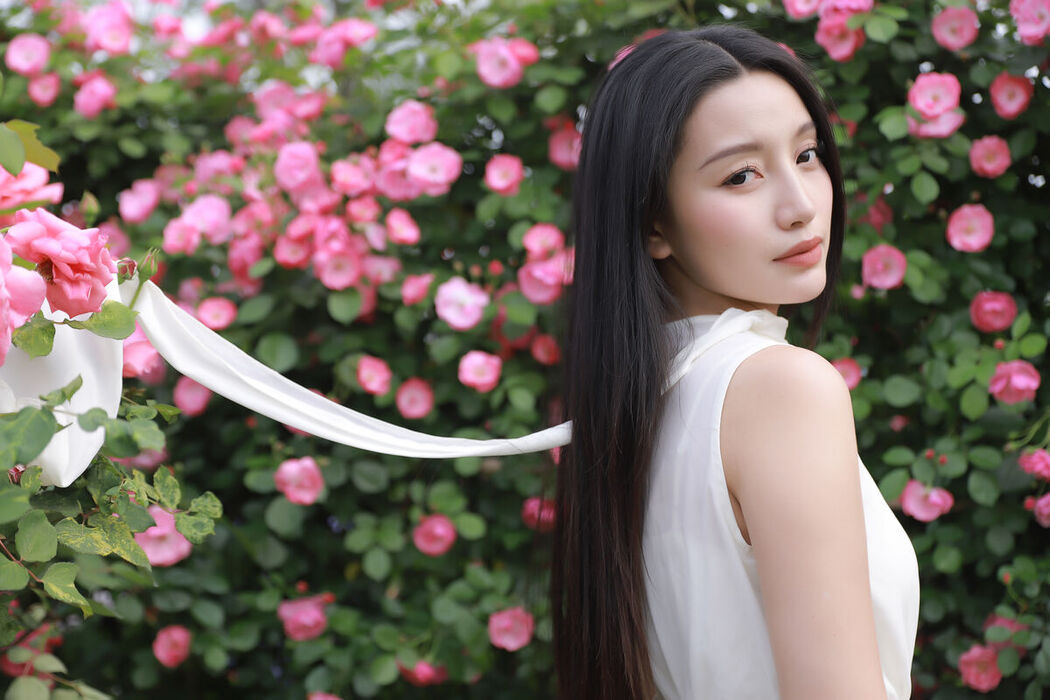 YiTuYu艺图语 Vol.6924 Jing Zi Jinns