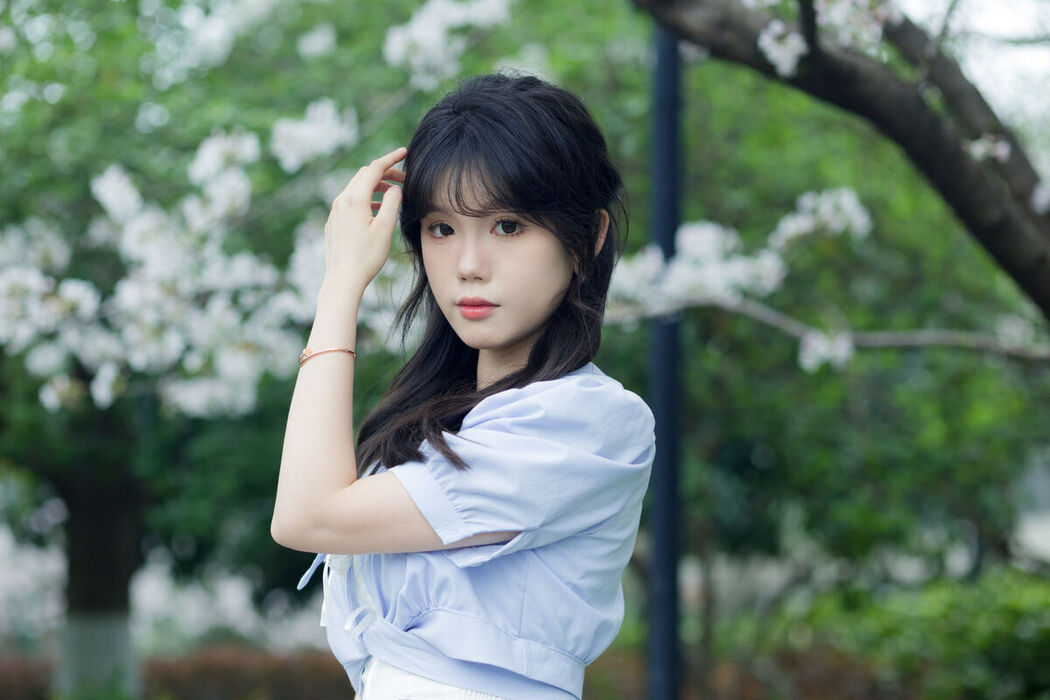YiTuYu艺图语 Vol.6855 Cao Mei Xi Mi Lu